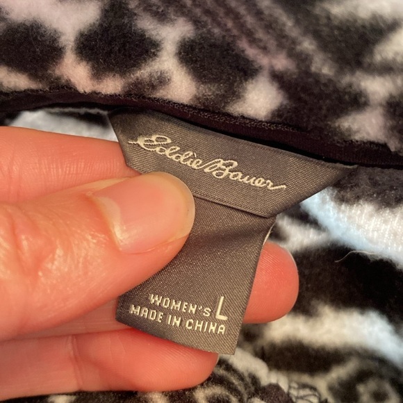 Eddie Bauer Radiator Arztec Patterned Fleece 2.0 Pullover sz L - Picture 8 of 11